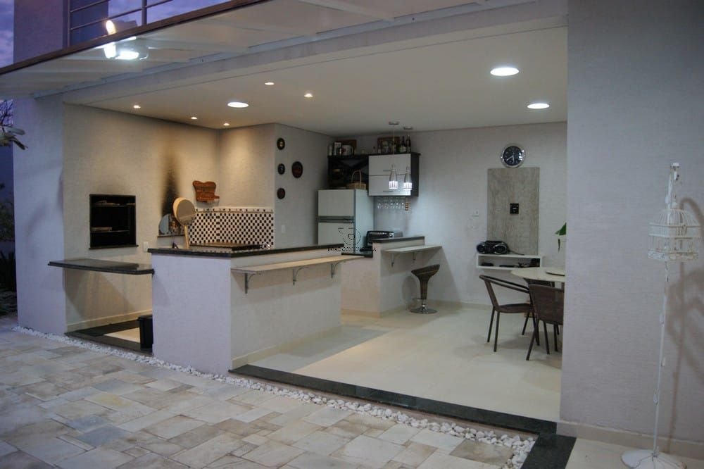 Imagem da propriedade CA0258 18